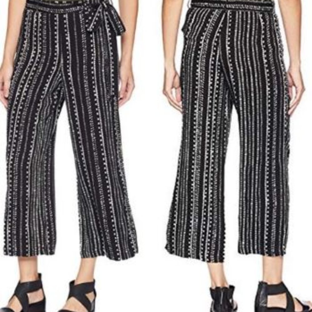 cupcakes & cashmere Black & White Striped Cropped Wide-Leg Pants size L - Picture 1 of 8